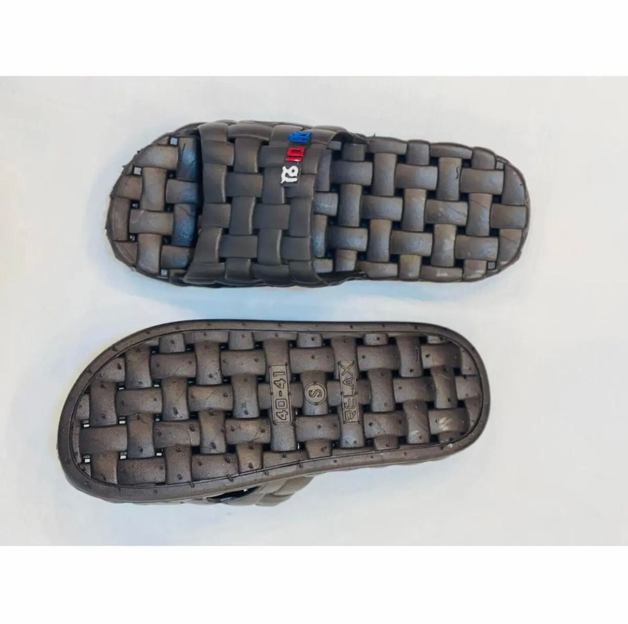 Washroom slippers
